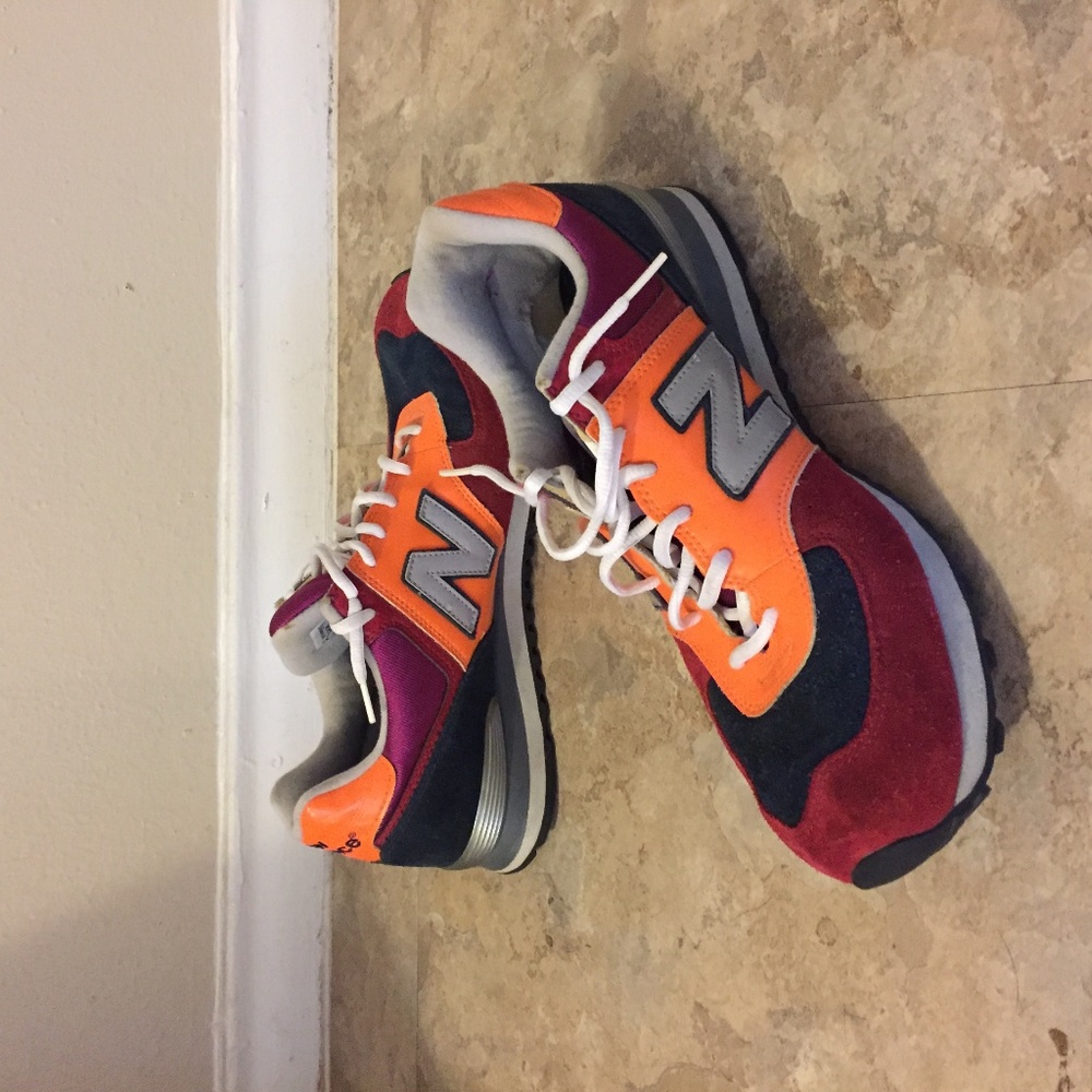 Men's size 13 New Balance 574